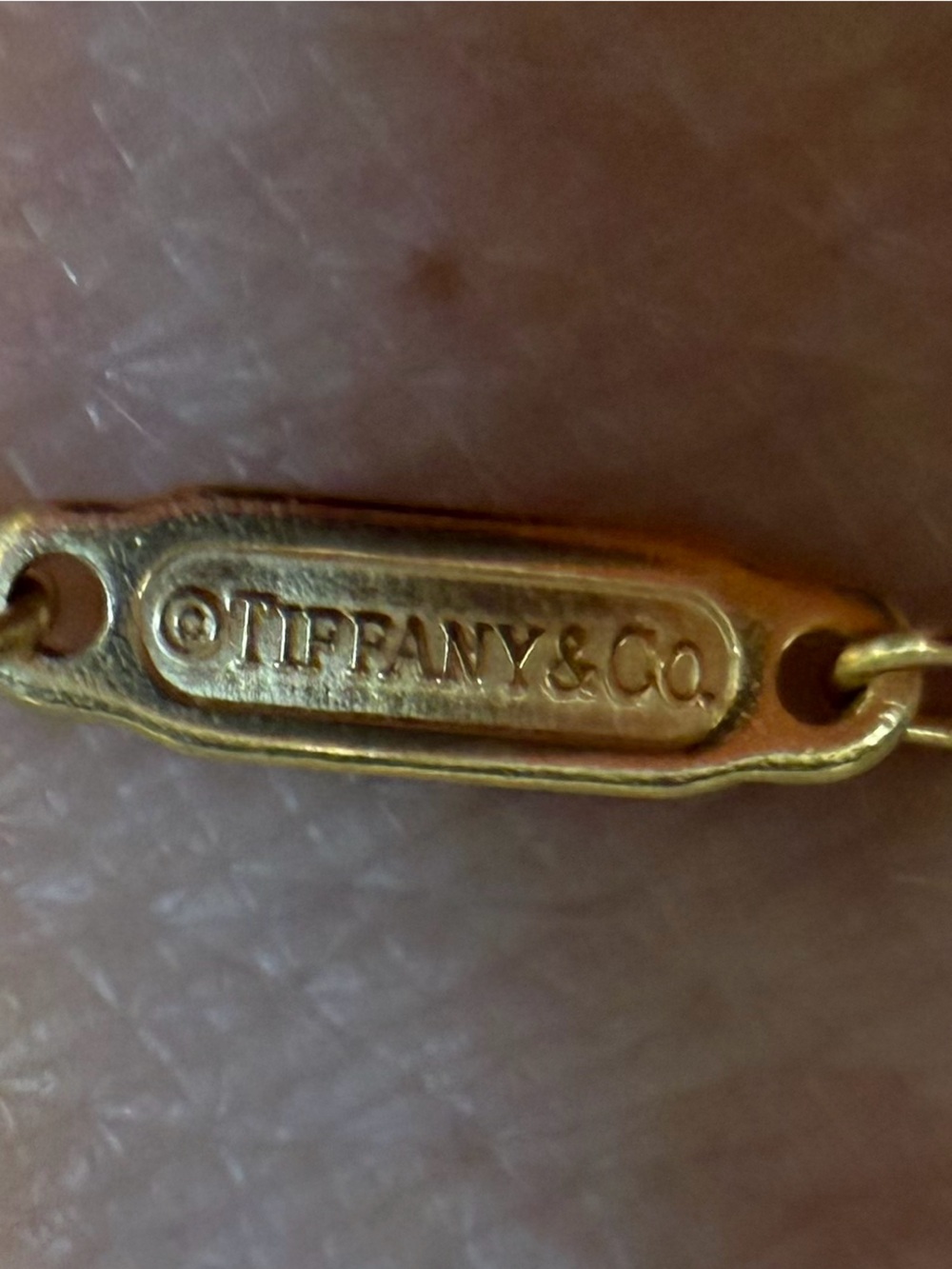 Tiffany Double Link Bracelet in Yellow Gold - Picture 3 of 6
